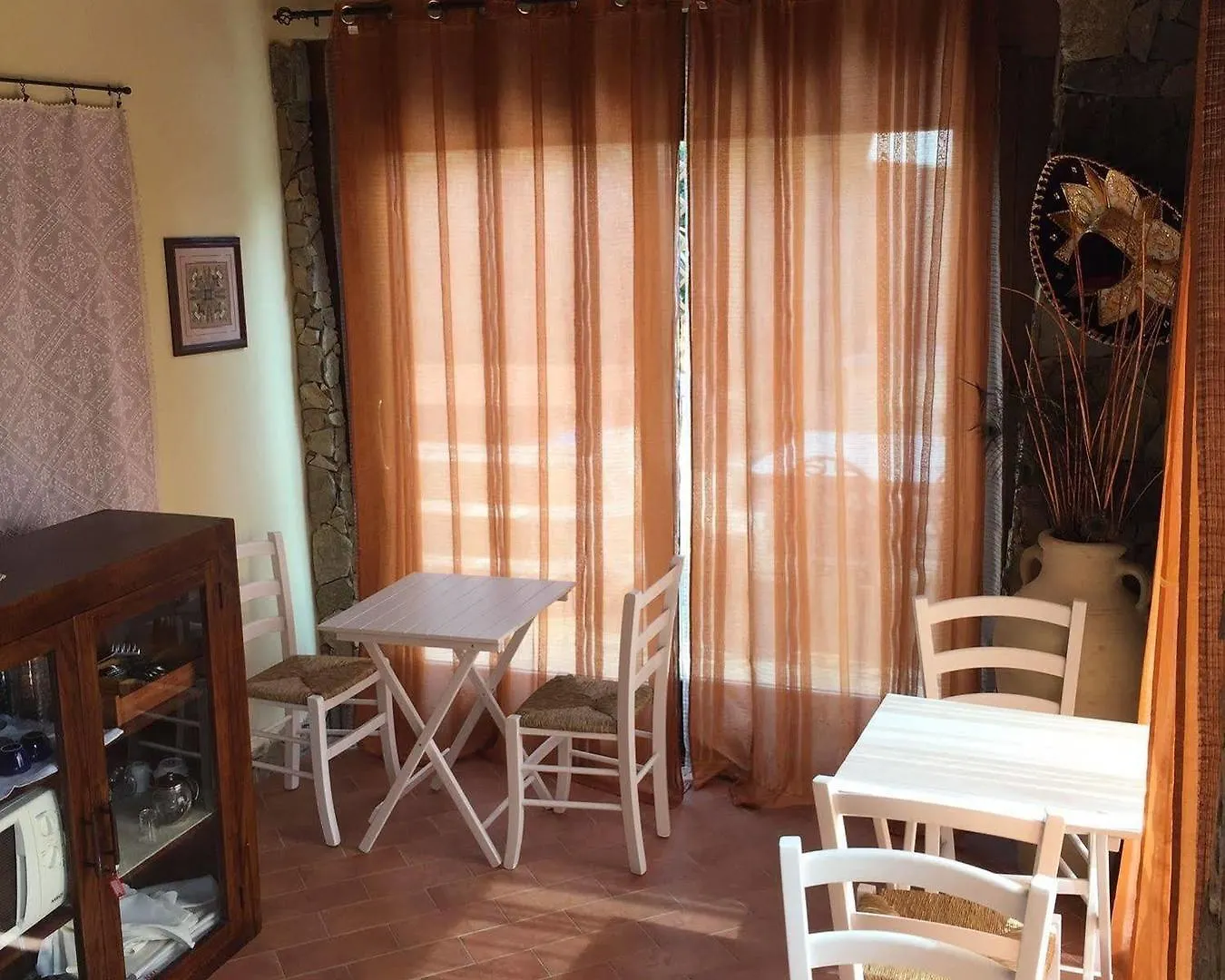 B&B La Dolce Vita Flumini di Quartu Bed and Breakfast