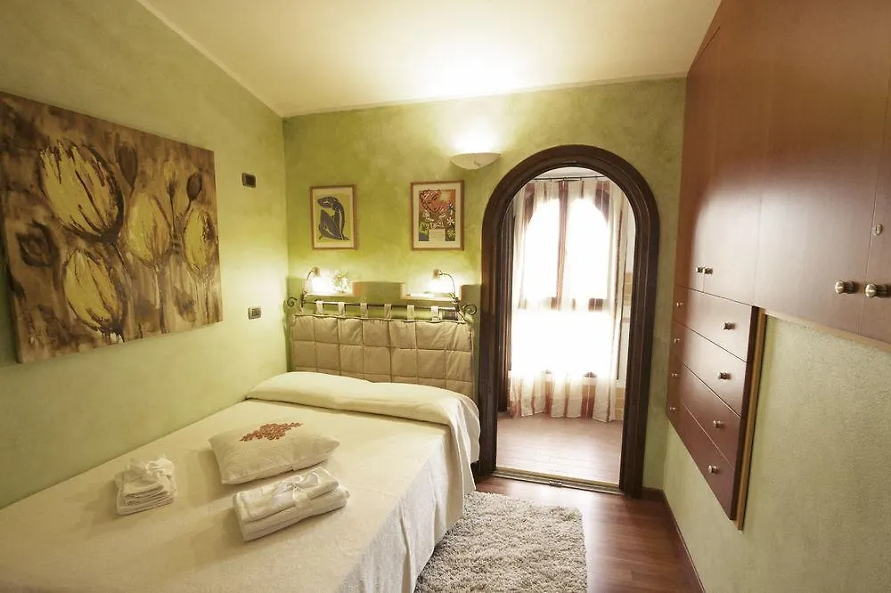 B&B La Dolce Vita Flumini di Quartu 4*,  Italy