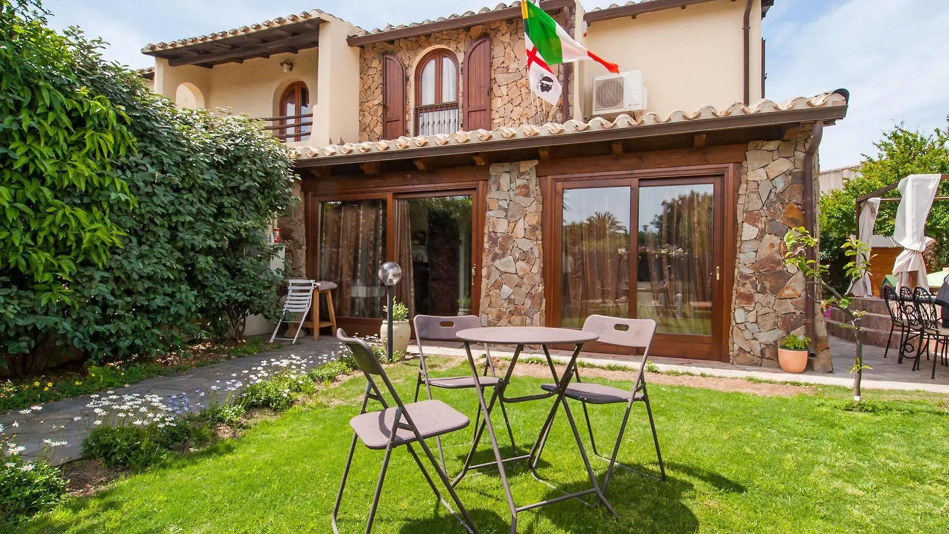 Bed & Breakfast B&B La Dolce Vita Flumini di Quartu